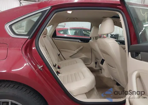 2015 Volkswagen Passat 1.8T Se из США, поврежденный, VIN 1VWBS7A33FC123283